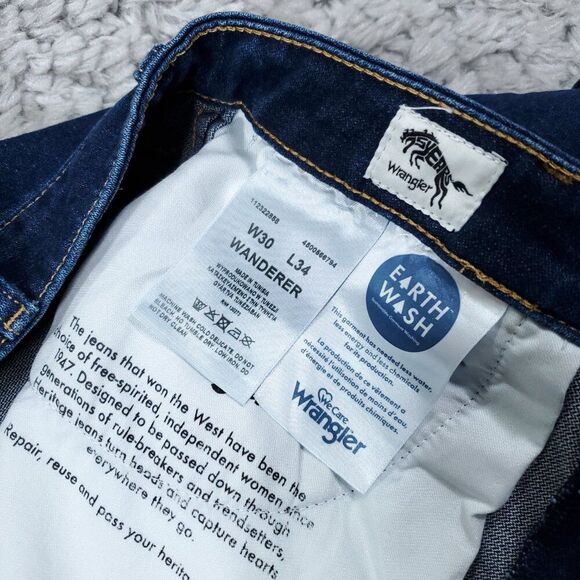 Wrangler Wanderer 622 High Rise Flare Dark Wash Blue Cowgirl Western Size 30x34 - Picture 7 of 11